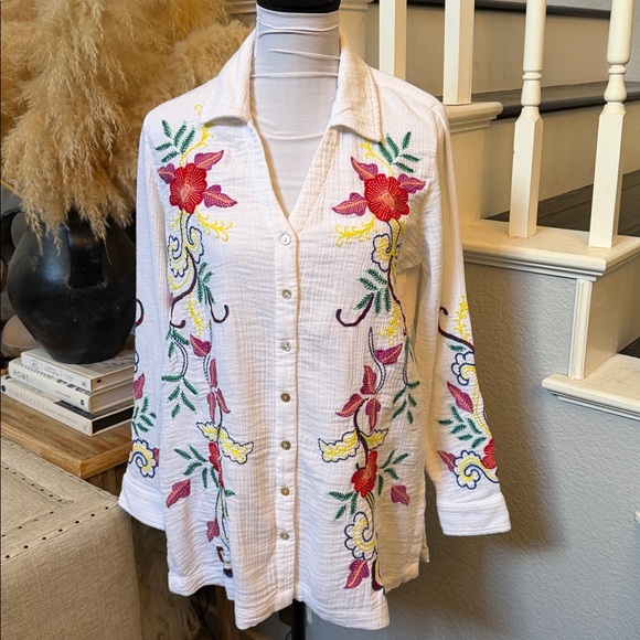 Soft Surroundings Escambia Floral Embroidered Gauze Tunic Shirt Size MP - Picture 2 of 8